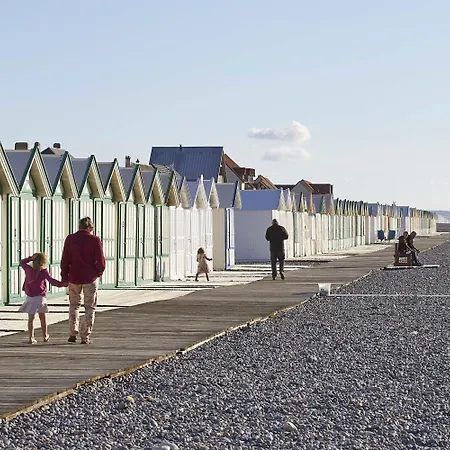 De Paris 아파트호텔