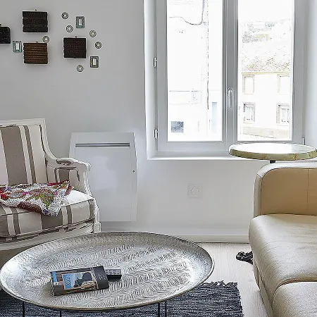 De Paris 아파트호텔