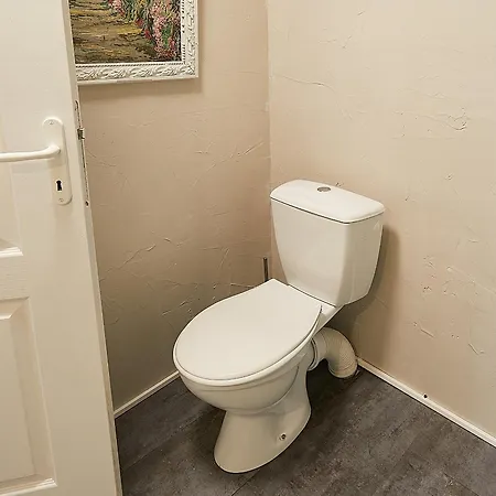 De Paris Aparthotel 4*