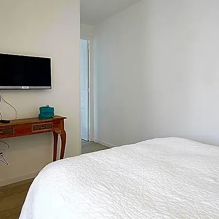 De Paris Aparthotel