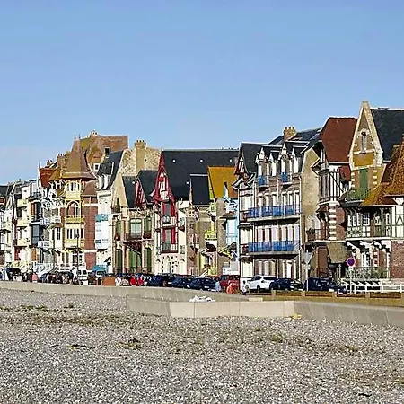 De Paris Aparthotel 4*